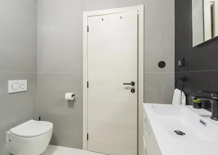 Lanka - Large Infinity Pool Vila *